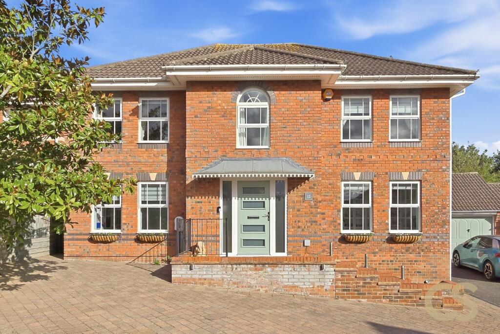 Main image of property: Biggs Grove Road, Cheshunt, Hertfordshire, EN7 6XX