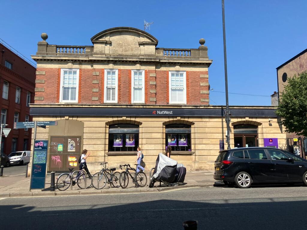 Main image of property: 274 North Street, Bedminster, Bristol, BS3 1JA
