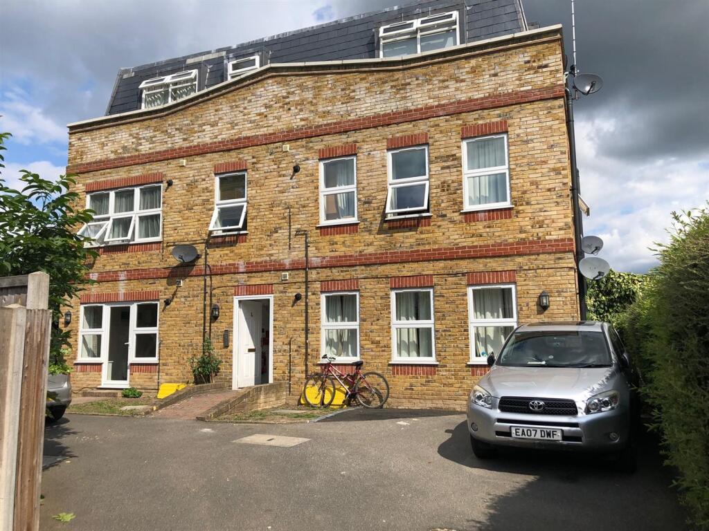 Main image of property: Chestnut Grove, New Malden.