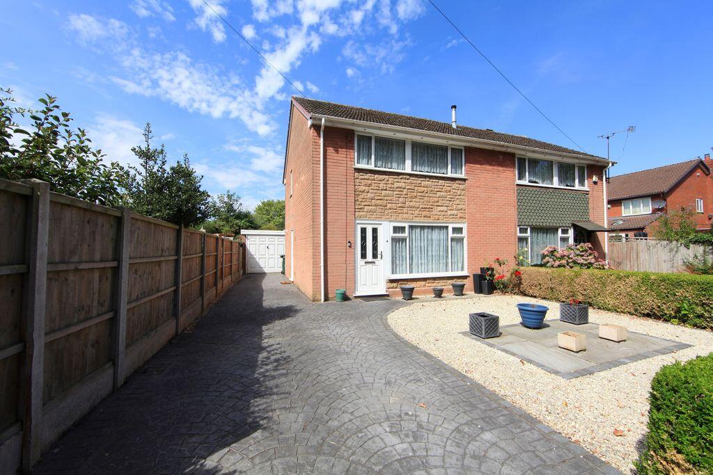Main image of property: 4 Park Lane, Shifnal, TF11 9PD