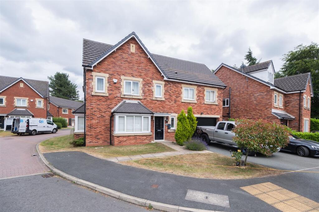Main image of property: Shakerley Close, Oakmere