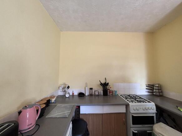 Flat 2 Kitchen