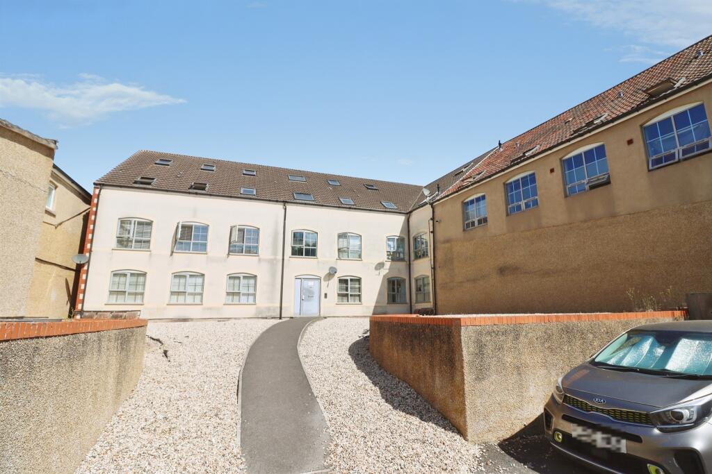 Main image of property: Hudds Vale Road, Bristol