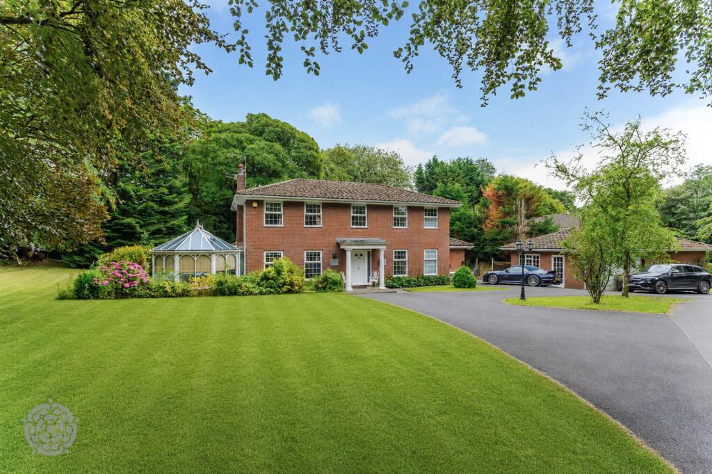 Main image of property: Woodstock, Thorn Lea Close