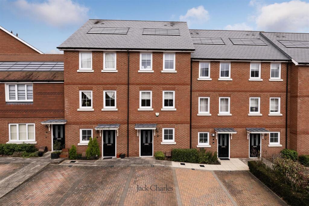 Main image of property: Woodland Road, Sevenoaks