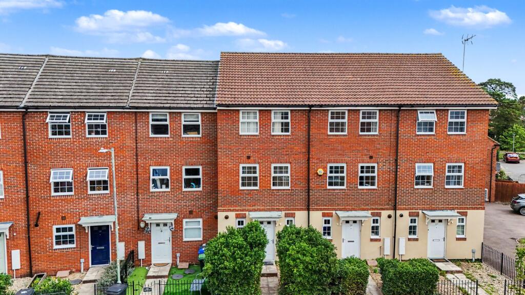 Main image of property: Thistle Way, Red Lodge, IP28