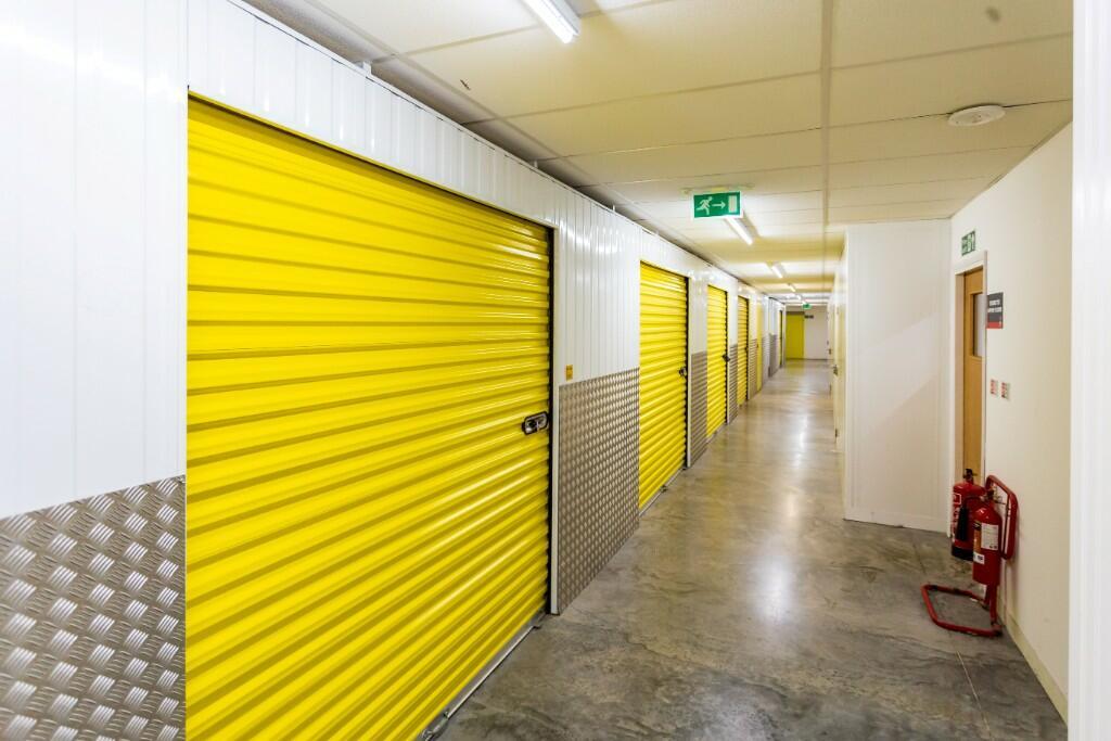 Storage corridor