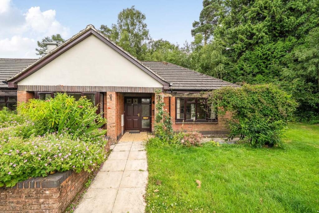 Main image of property: The Paddocks, Gittisham Hill Park, Honiton, EX14