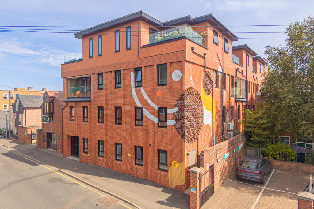 Main image of property: Foregate Street, Worcester WR1
