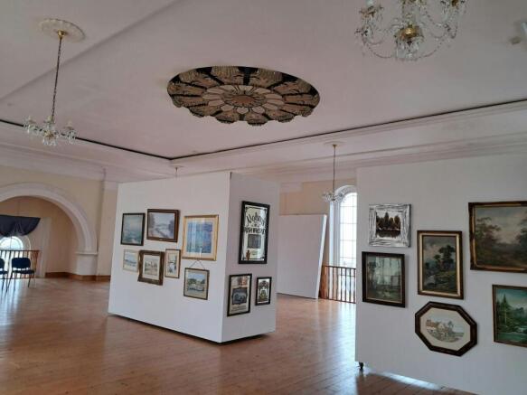 top floor exhibit Photo2.jpg