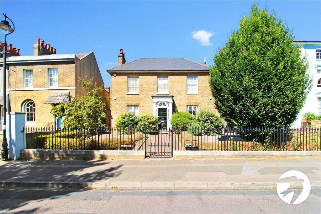 Main image of property: Clarence Place, Gravesend, Kent, DA12