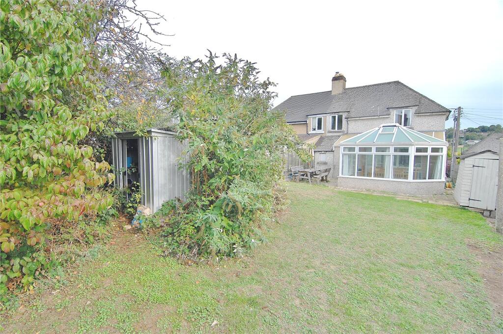 Main image of property: Cutler Road, Stroud, Gloucestershire, GL5