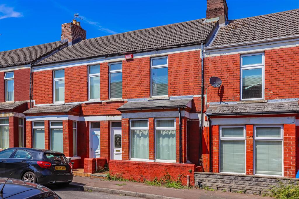 Main image of property: Castle Street, Barry