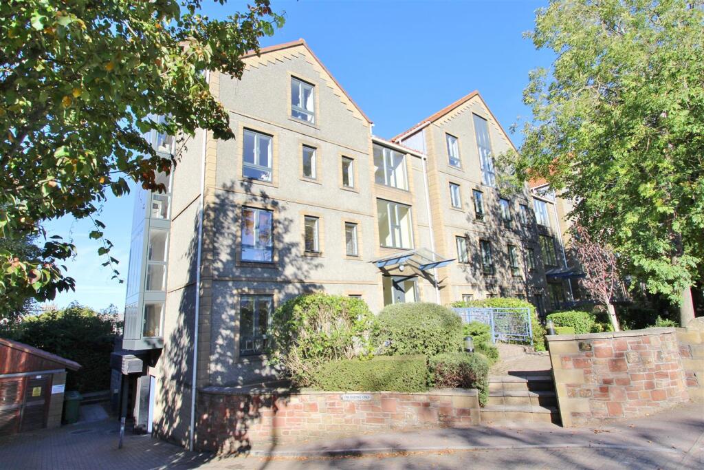 Main image of property: 6 Perretts Court, Cumberland Road, Bristol