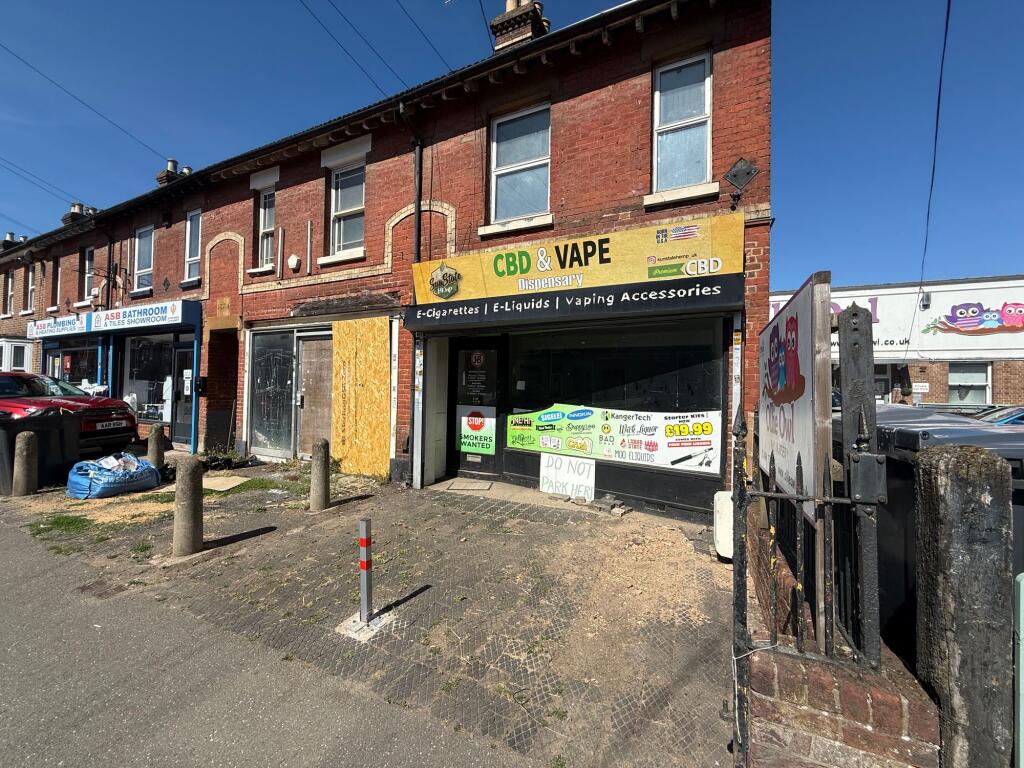 Main image of property: Broad Street, Chesham, HP5