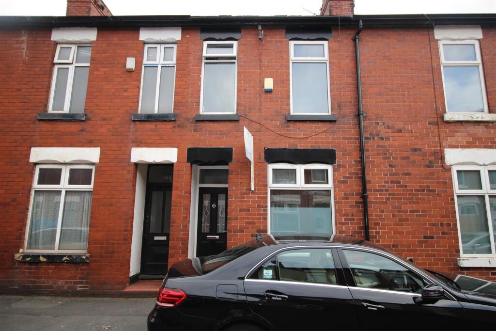 Main image of property: Stanley Avenue, Rusholme, £125pppw
