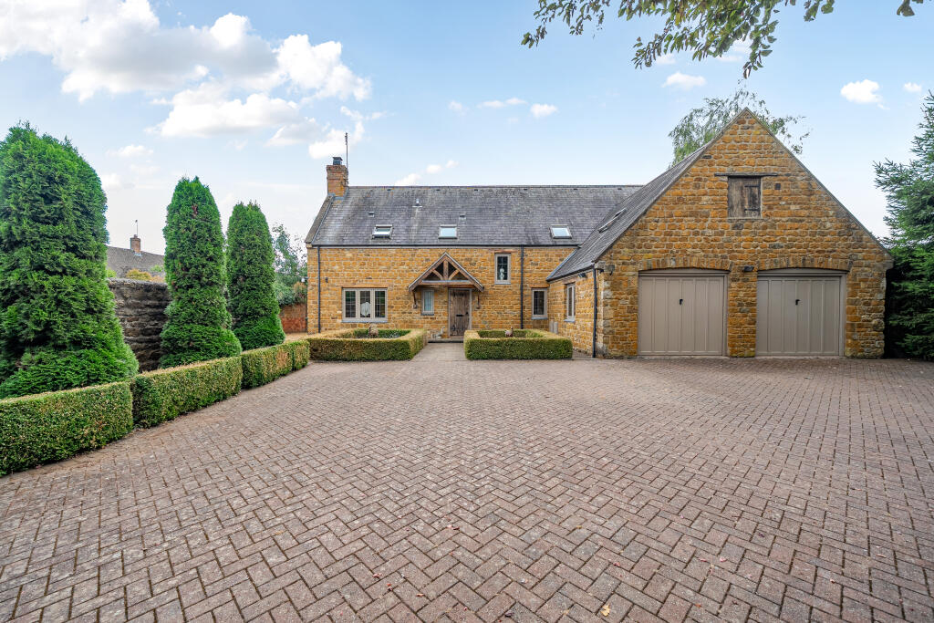 Main image of property: Church Street, Bloxham, OX15