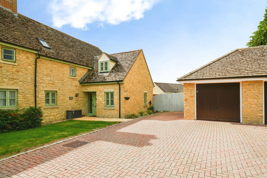 Main image of property: Oxford Court, Weston-On-The-Green, Bicester
