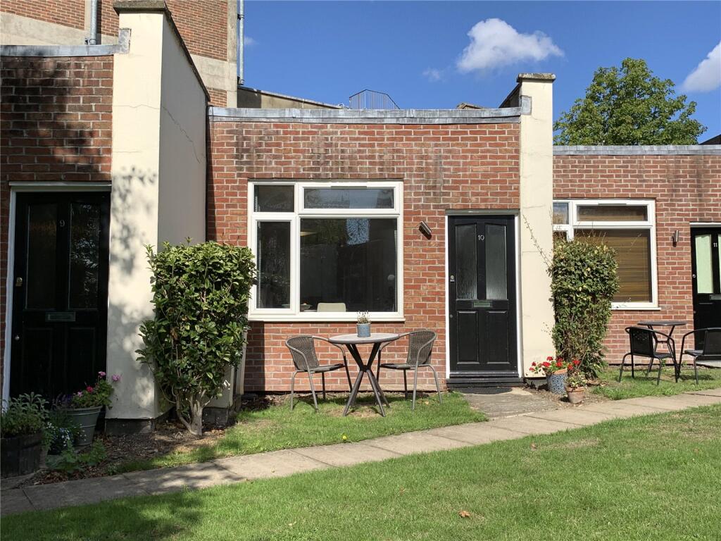 Main image of property: Leigham Court Road, London, SW16