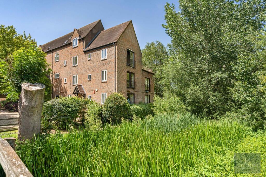 Main image of property: Water Eaton Road, Oxford, Oxfordshire, OX2