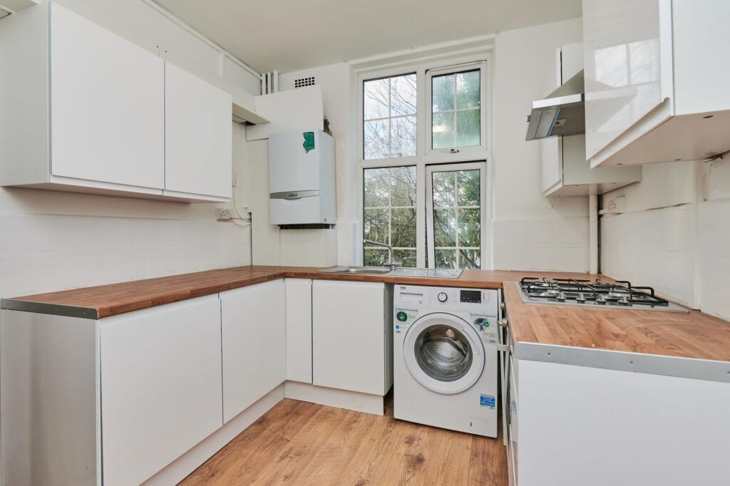 Main image of property: Telford Court, Streatham High Road, Streatham Hill, SW2