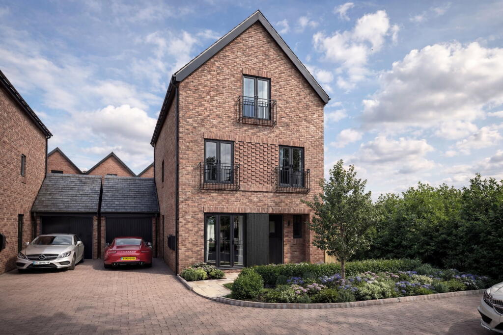 Main image of property: Manor Farm , Chalk lane , Frindsbury, Rochester , Kent, ME2 4YG