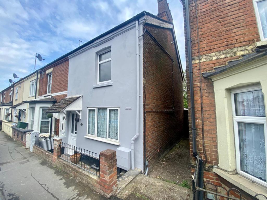 Main image of property: Malling Road, Snodland, ME6