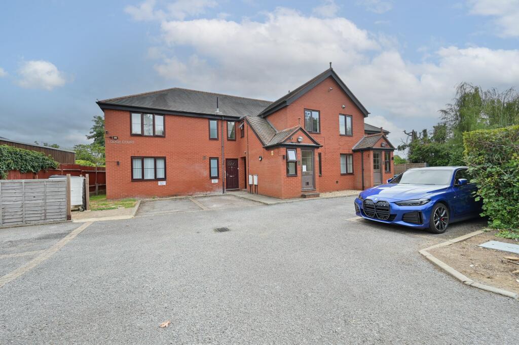 Main image of property: High Road, Leavesden, WD25