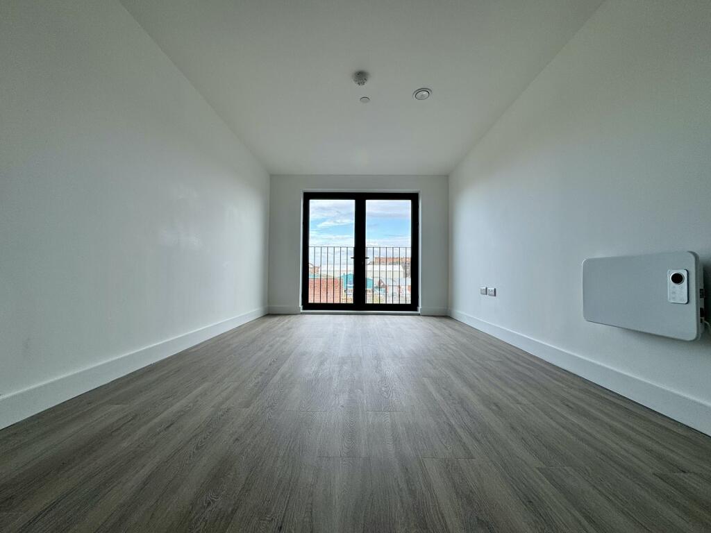 Main image of property: Bastion Point, 12 Oriel Street, L3