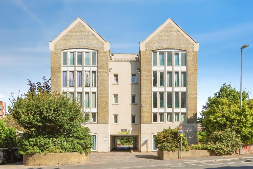 Main image of property: Serpentine Road, Poole, Dorset, BH15