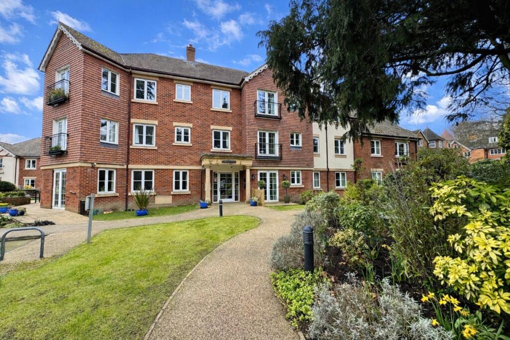 Main image of property: Branksomewood Road, Fleet, Hampshire, GU51