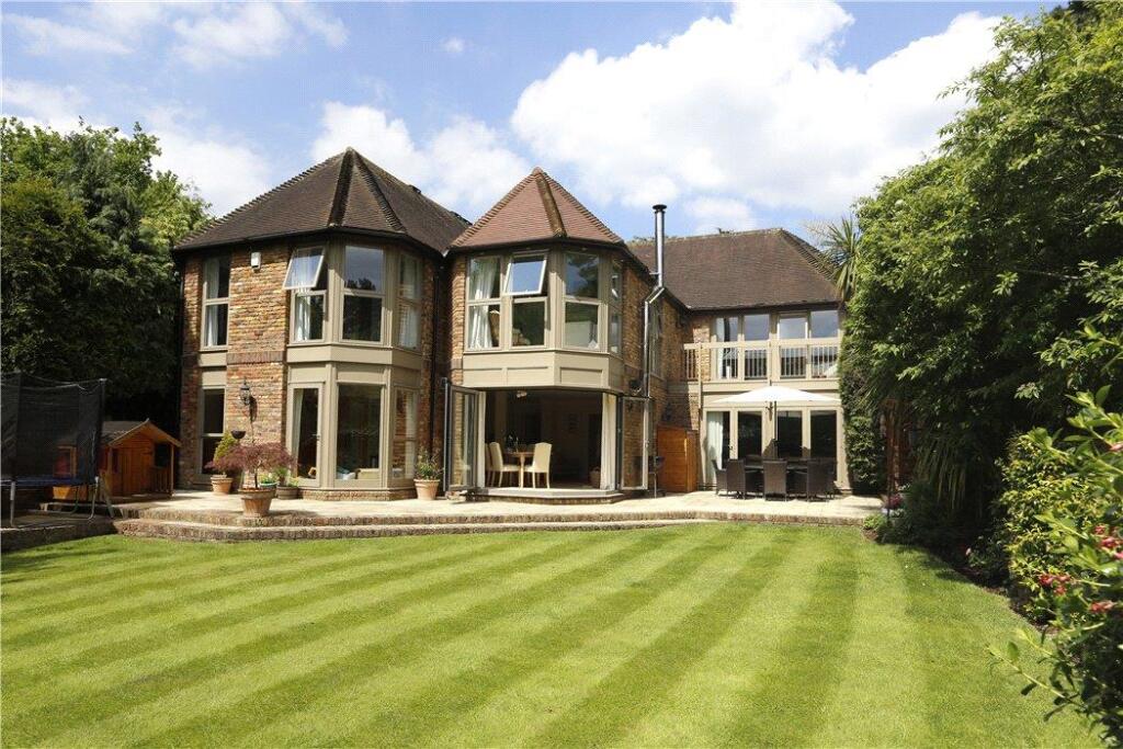 Main image of property: Eversley Park, London SW19