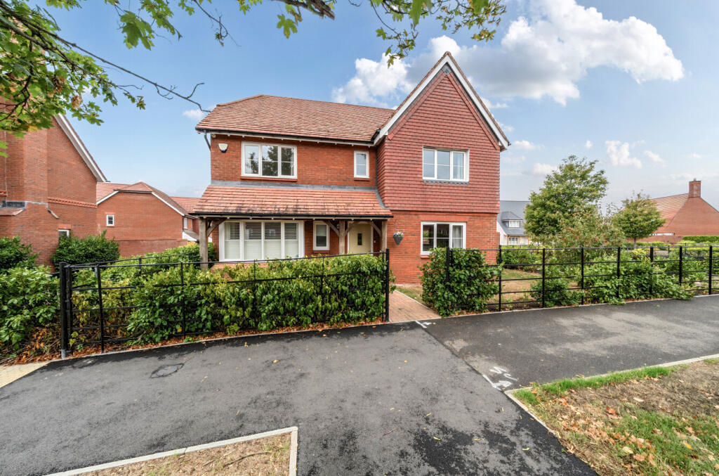 Main image of property: William Morris Way, Tadpole Garden Village, Swindon, SN25
