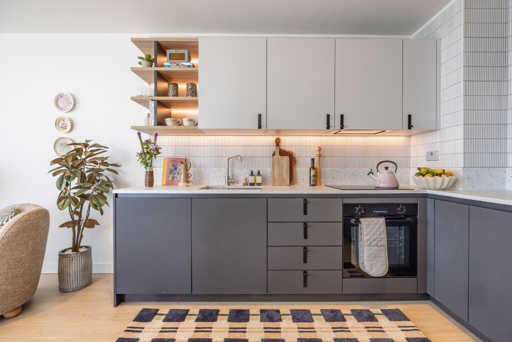 Main image of property: Ferry Island Related Argent, N17