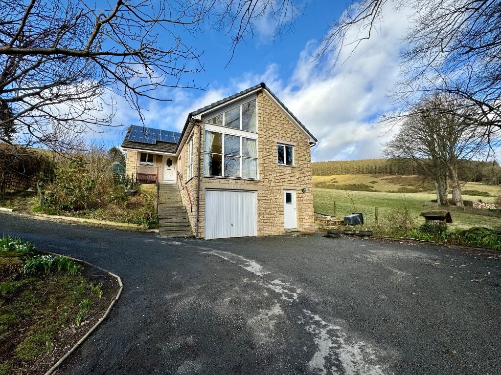 Main image of property: Suilven, Peebles Road, Walkerburn, EH43 6AY