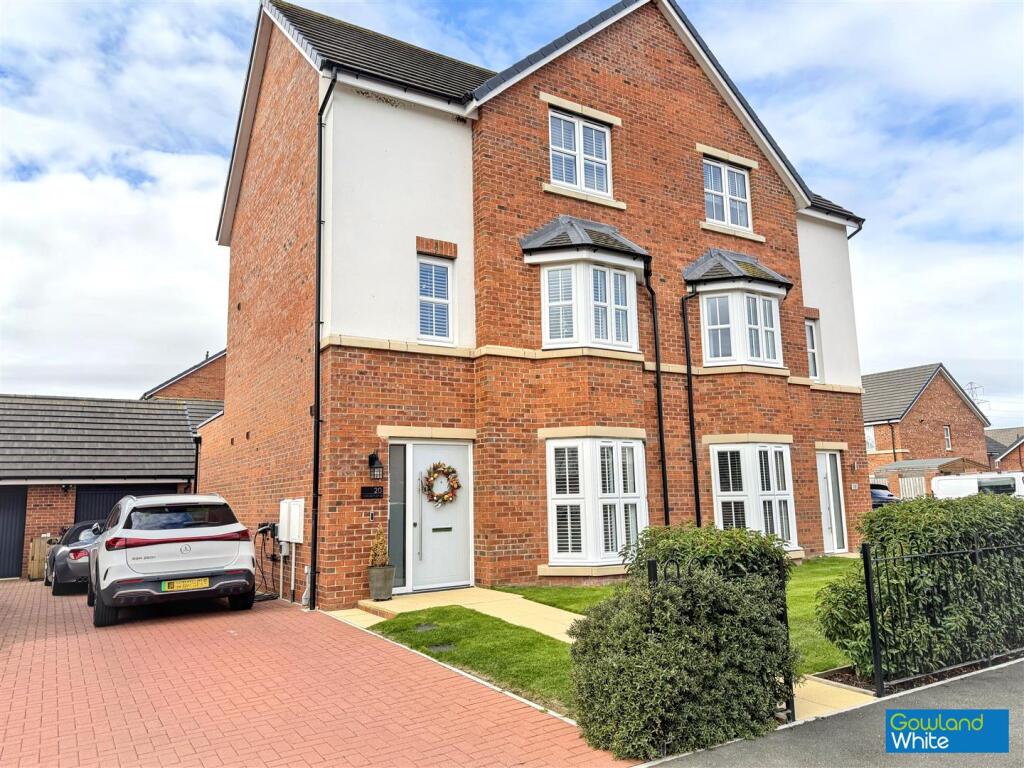 Main image of property: Hornbeam Drive, Yarm, TS15 9B