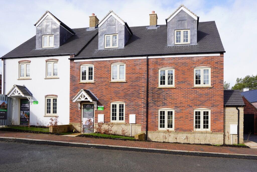 Main image of property: Allsebrooke Way, Ravenshead, Nottinghamshire, 
NG15 9AY
