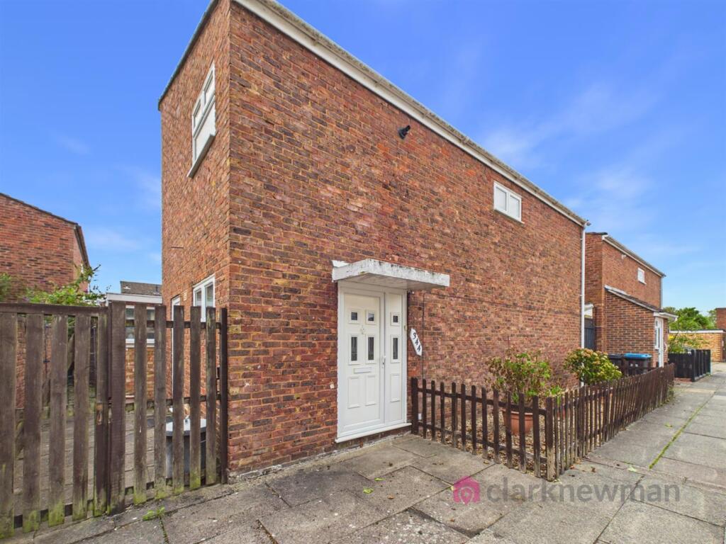 Main image of property: Long Banks, Harlow, CM18