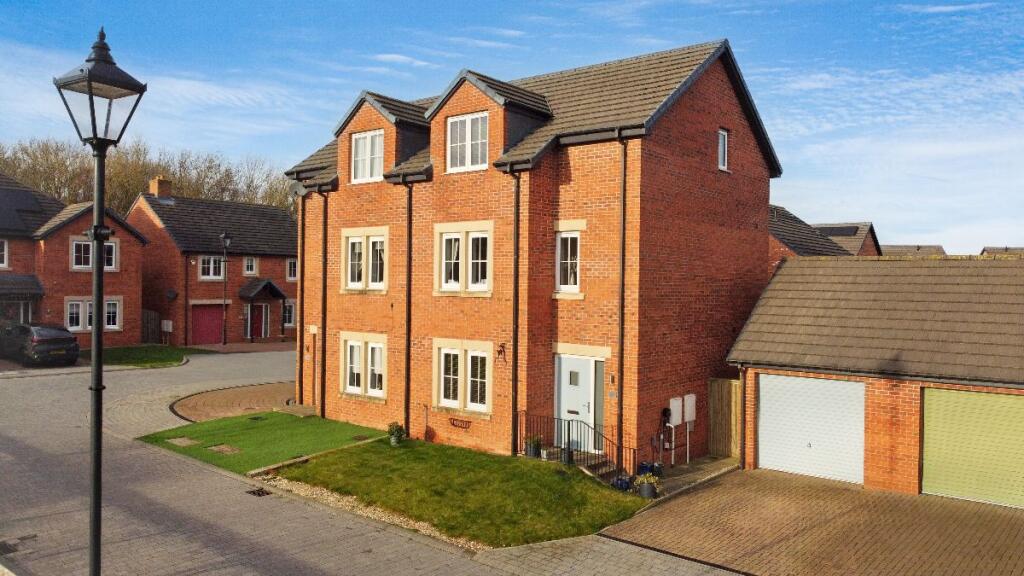 Main image of property: Silvermede Road, Wynyard, TS22