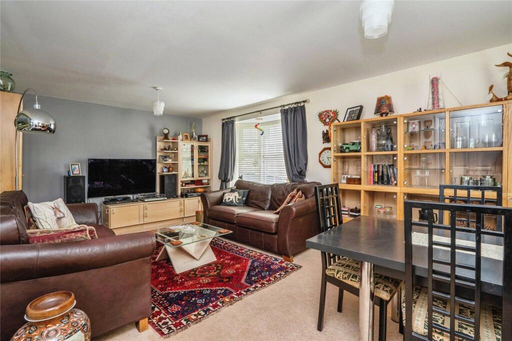 Main image of property: Endal Way, Clanfield, Waterlooville, Hampshire, PO8