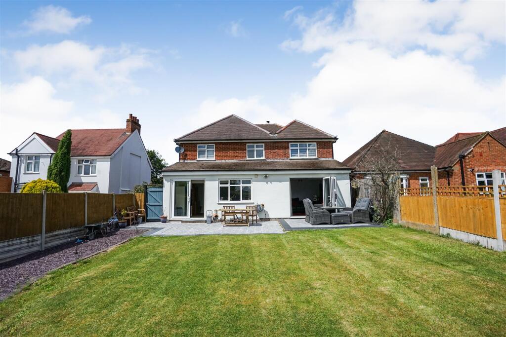 Main image of property: Barton Road, Barlestone, Nuneaton