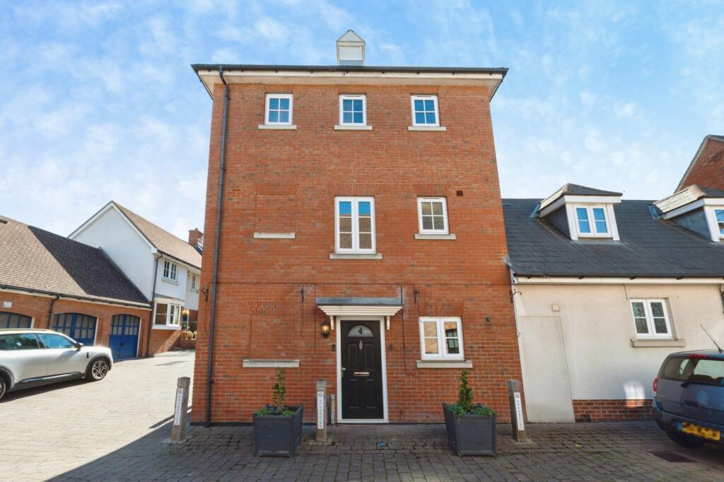 Main image of property: Watermans Way, Greenhithe, Kent, DA9