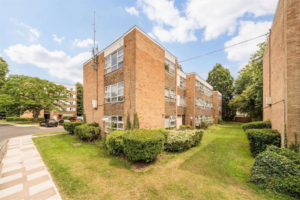 Main image of property: Bucklands Road, Teddington