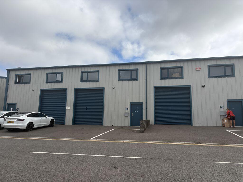 Main image of property: LIGHT INDUSTRIAL UNIT - TO LET