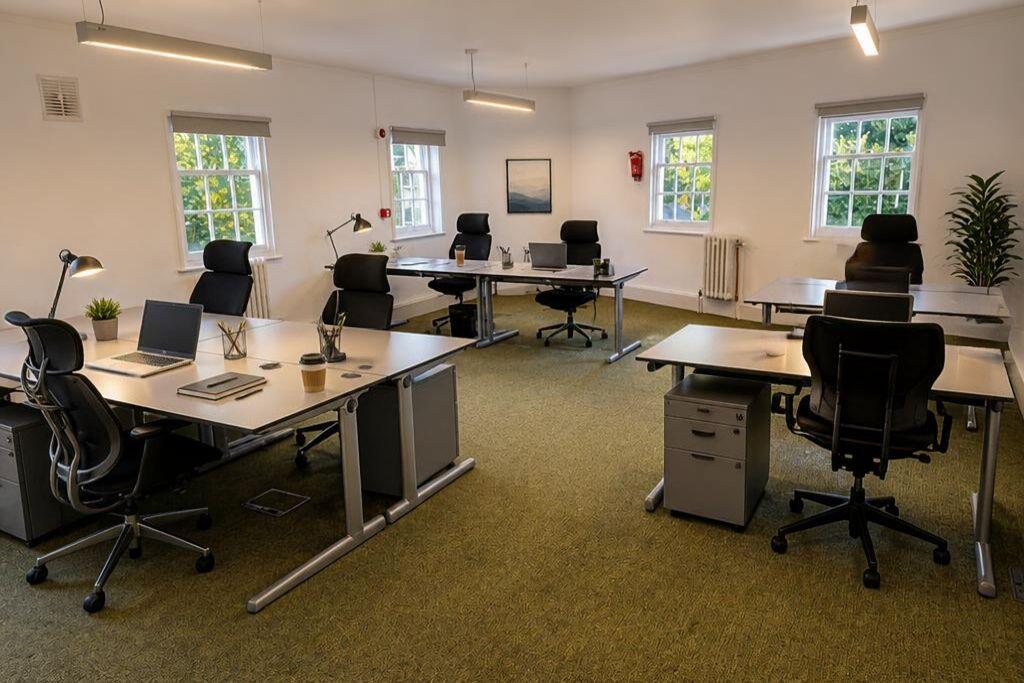 Office F09