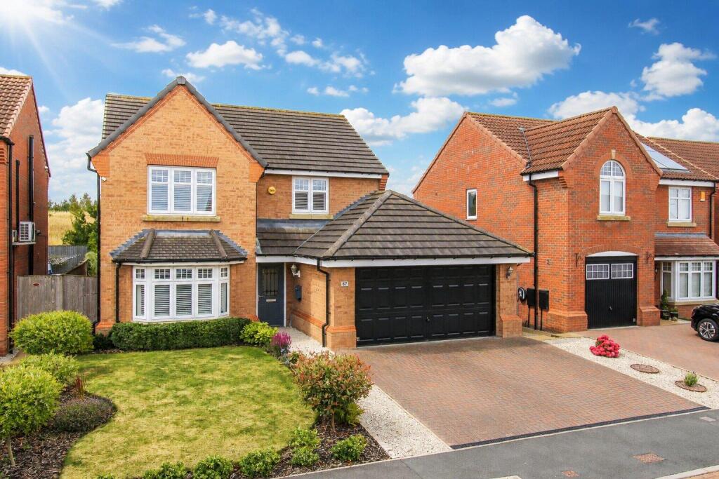 Main image of property: Amberwood Chase, Dewsbury