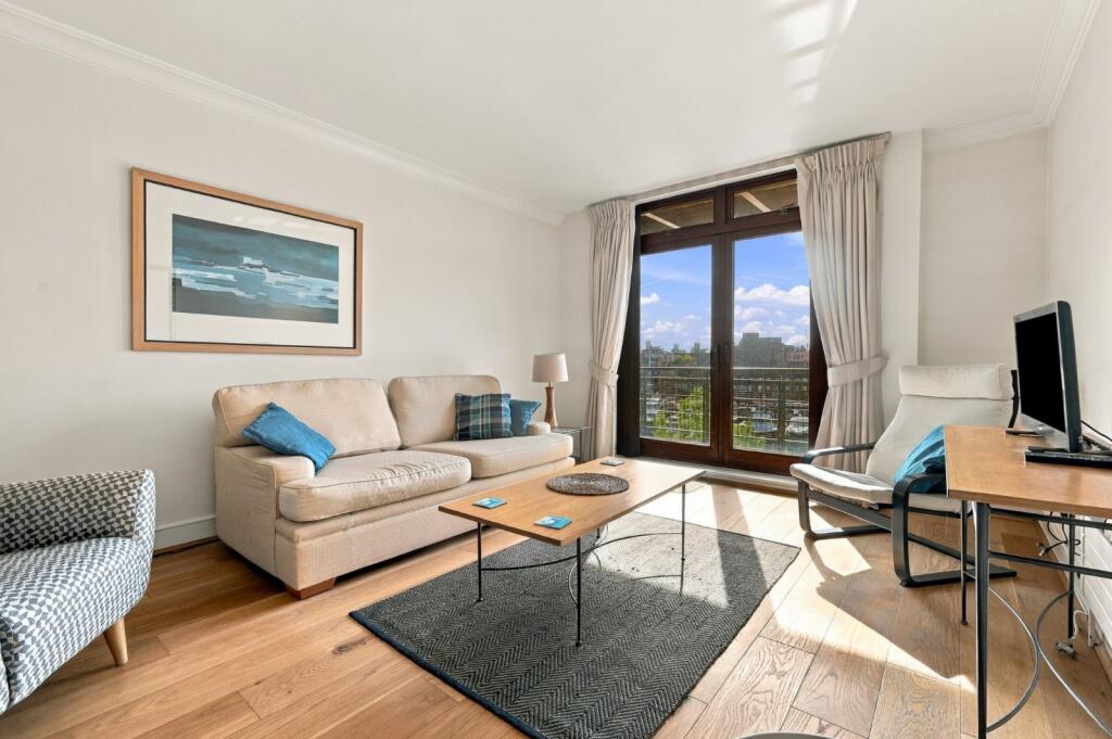 Main image of property: Merganser Court, Star Place, London, E1W