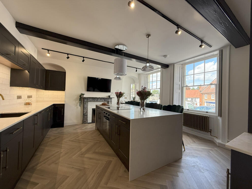 Main image of property: Market Square, Daventry NN11