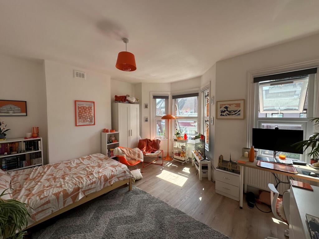 Main image of property: Springfield Road, London