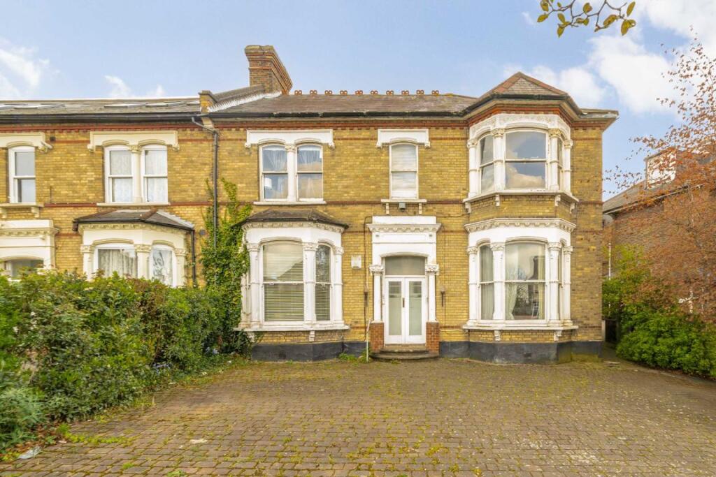 Main image of property: Station Road, London